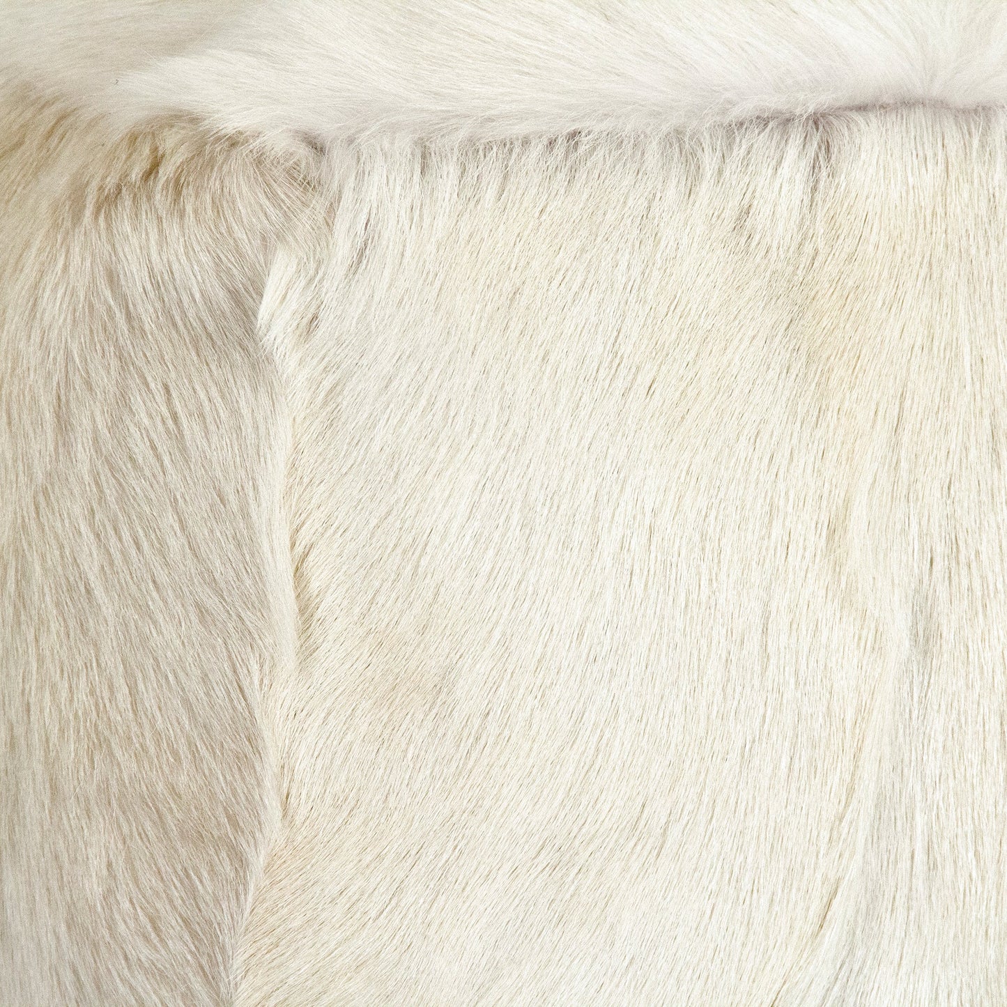 22" x 22" Tibetan White Goat Fur Pouf
